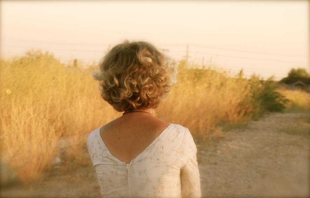 Lynaea on a dirt road