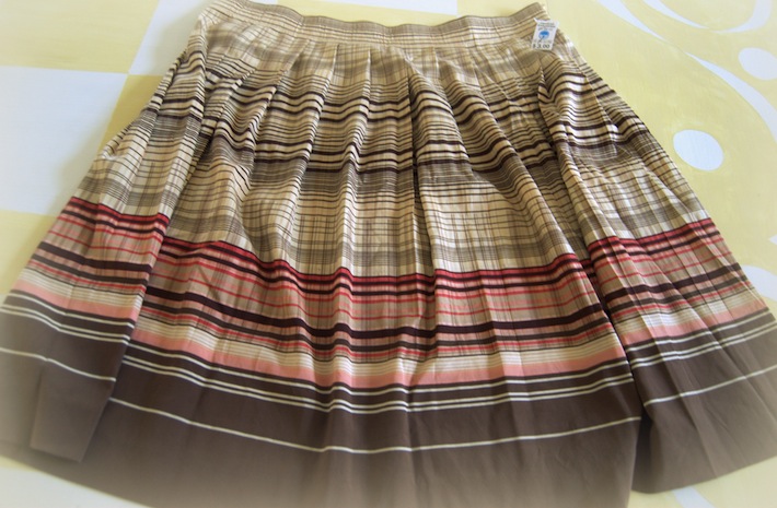 Meisha's skirt, silk, gathered, Thrifted!