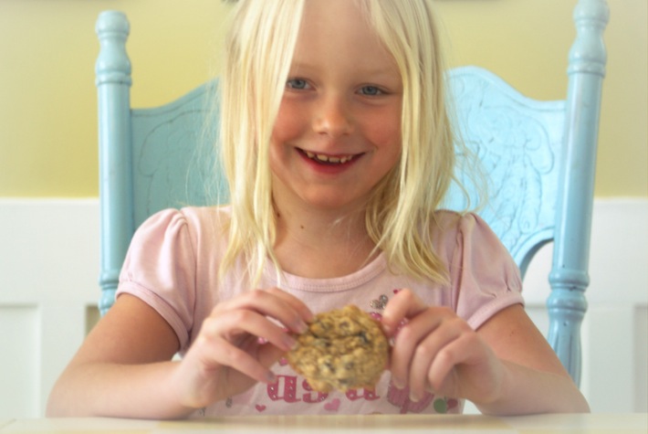 what a happy place! healthy whole grain oatmeal cookies recipe