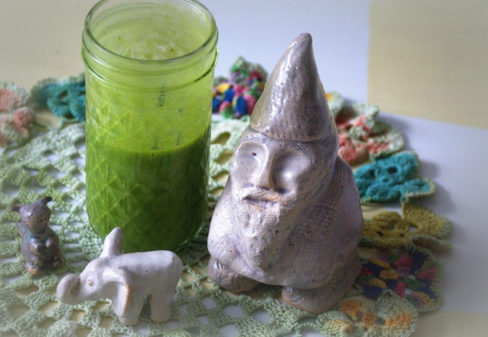 green smoothie: green julius smoothie