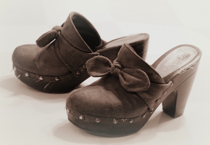 my favorite worn out clogs, ooh la la